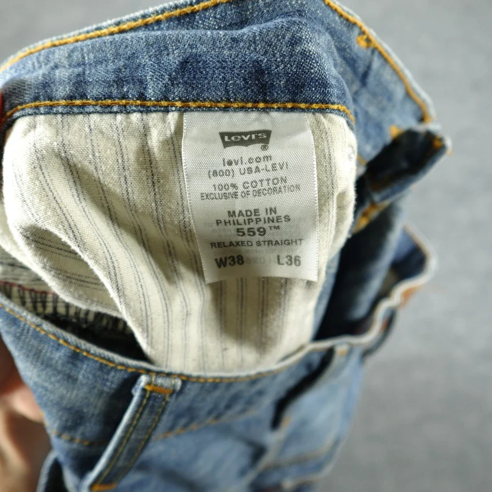 Vintage Levi's Jeans Mens 38x36 Blue 559 Relaxed Straight Leg Medium Wash Y2K‎